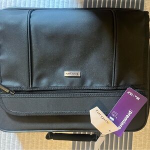 Brand new Targus Laptop Case Nylon